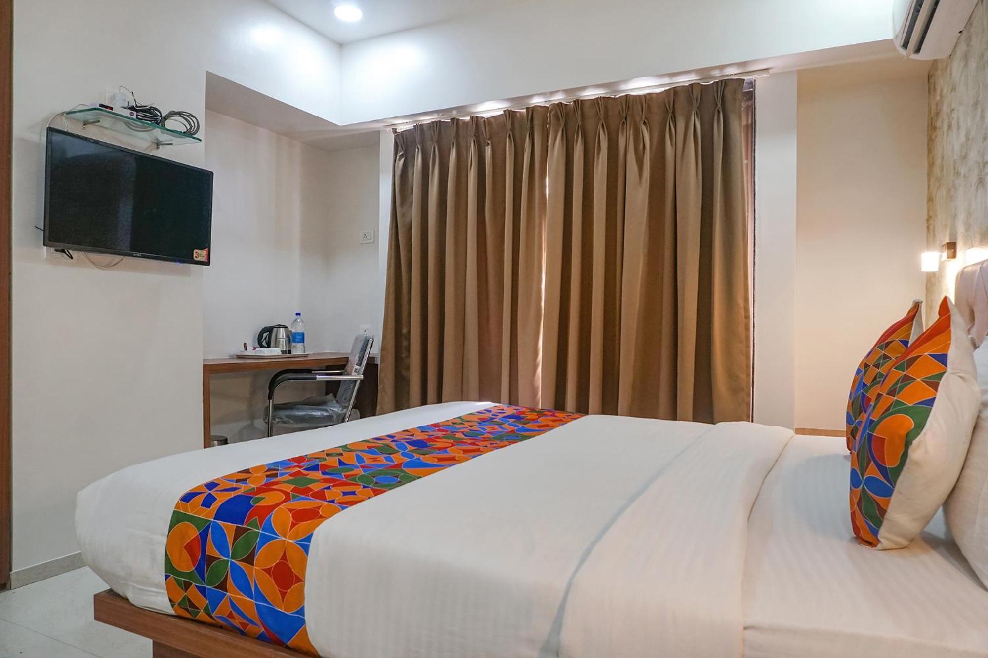 Fabhotel Emersion Residency - High Street Near Laxman Nagar, Baner Pune Dış mekan fotoğraf