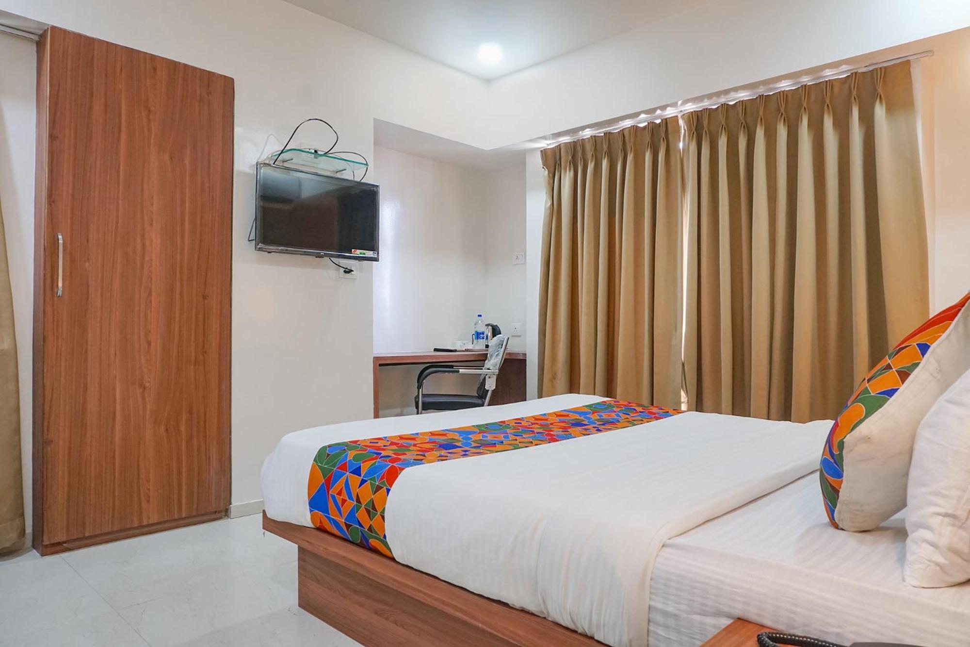 Fabhotel Emersion Residency - High Street Near Laxman Nagar, Baner Pune Dış mekan fotoğraf