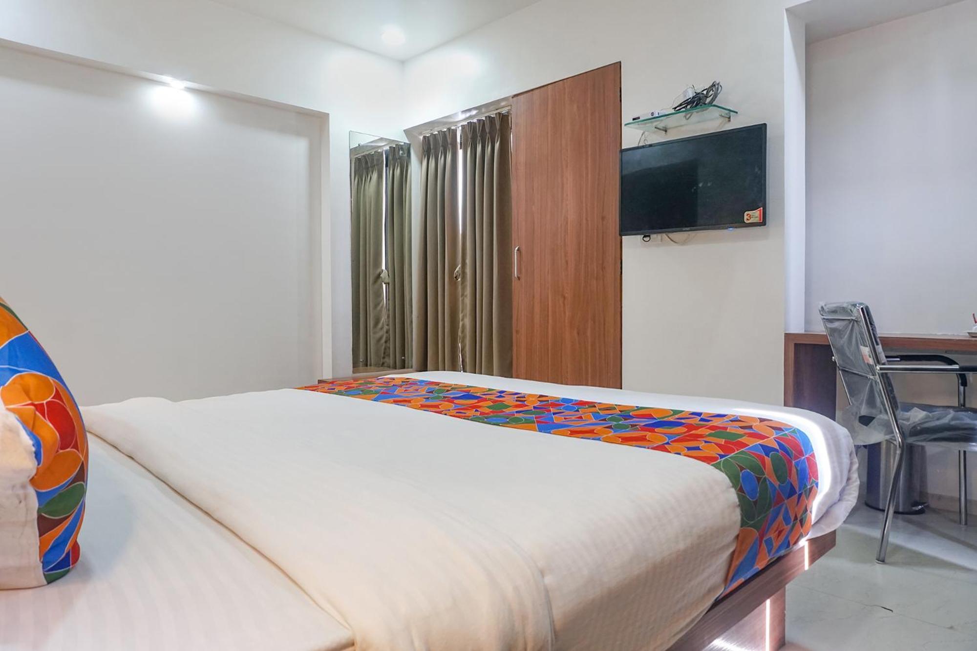 Fabhotel Emersion Residency - High Street Near Laxman Nagar, Baner Pune Dış mekan fotoğraf