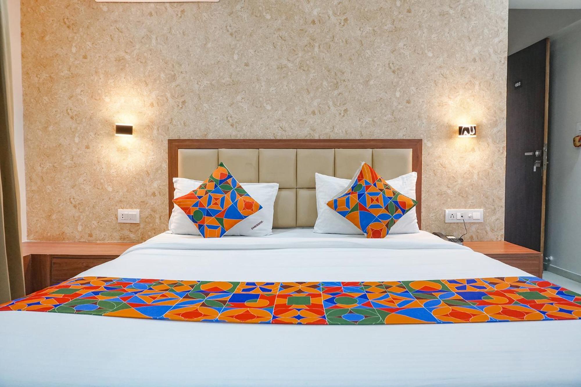 Fabhotel Emersion Residency - High Street Near Laxman Nagar, Baner Pune Dış mekan fotoğraf